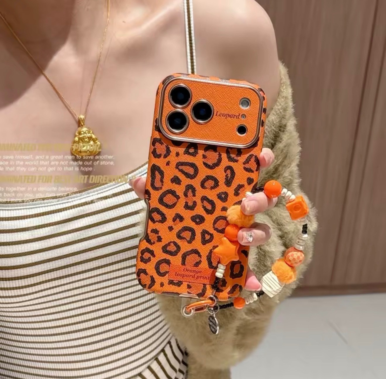 leopard orangقاب آیفون (بند به صورت جداگانه موجود است)
