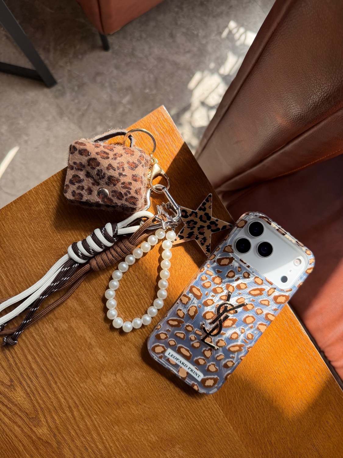 قاب آیفون YSL leopard