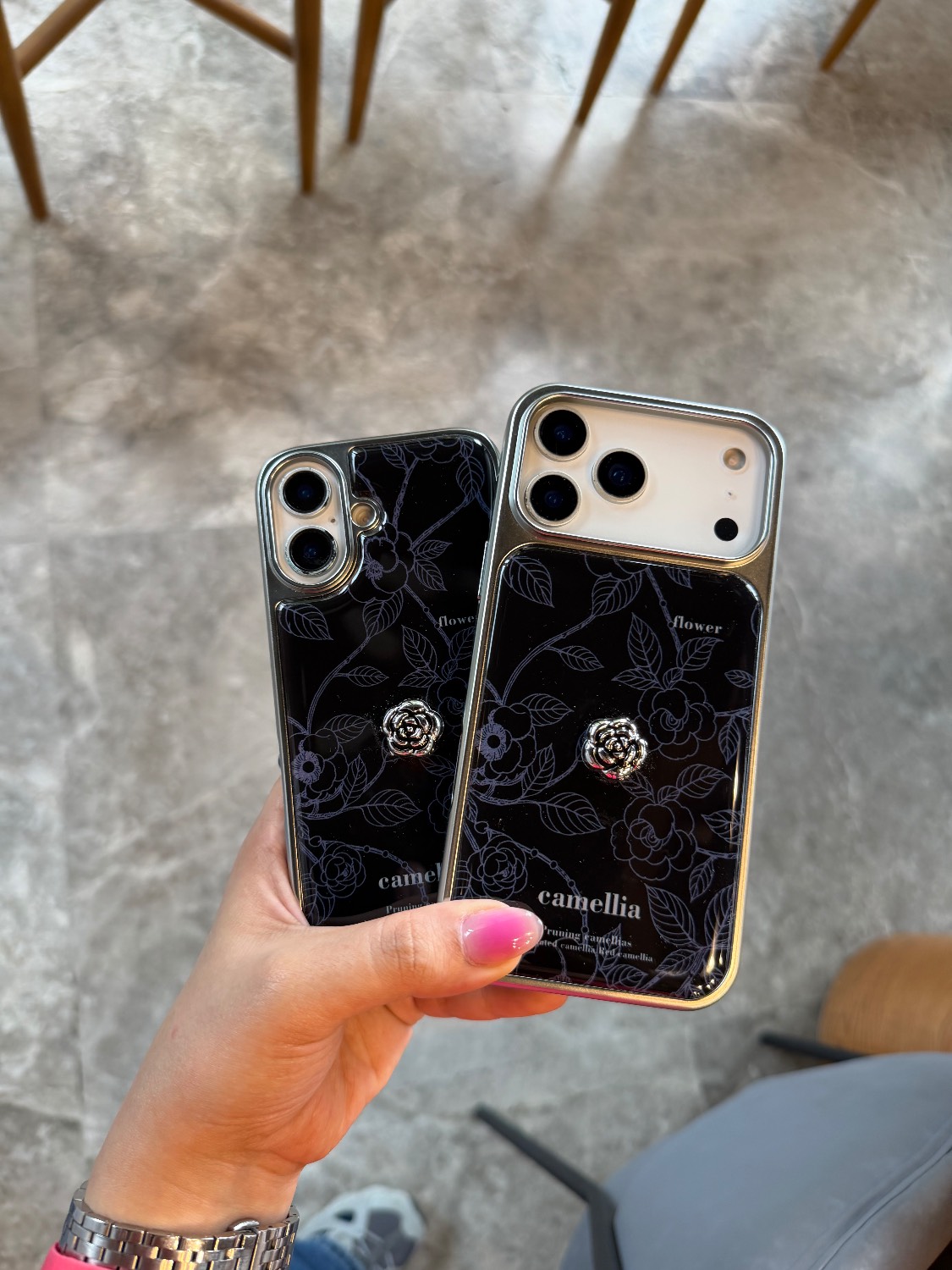 قاب آیفون camellia    case