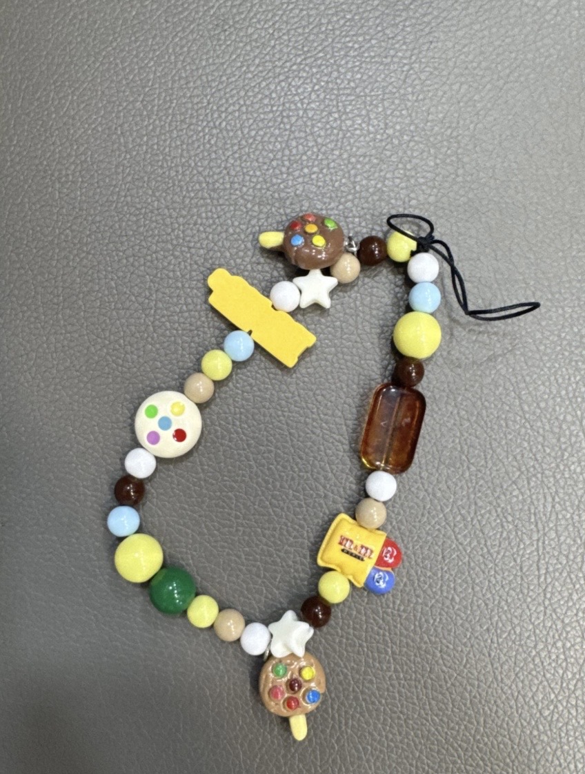 بند واویزm&m
