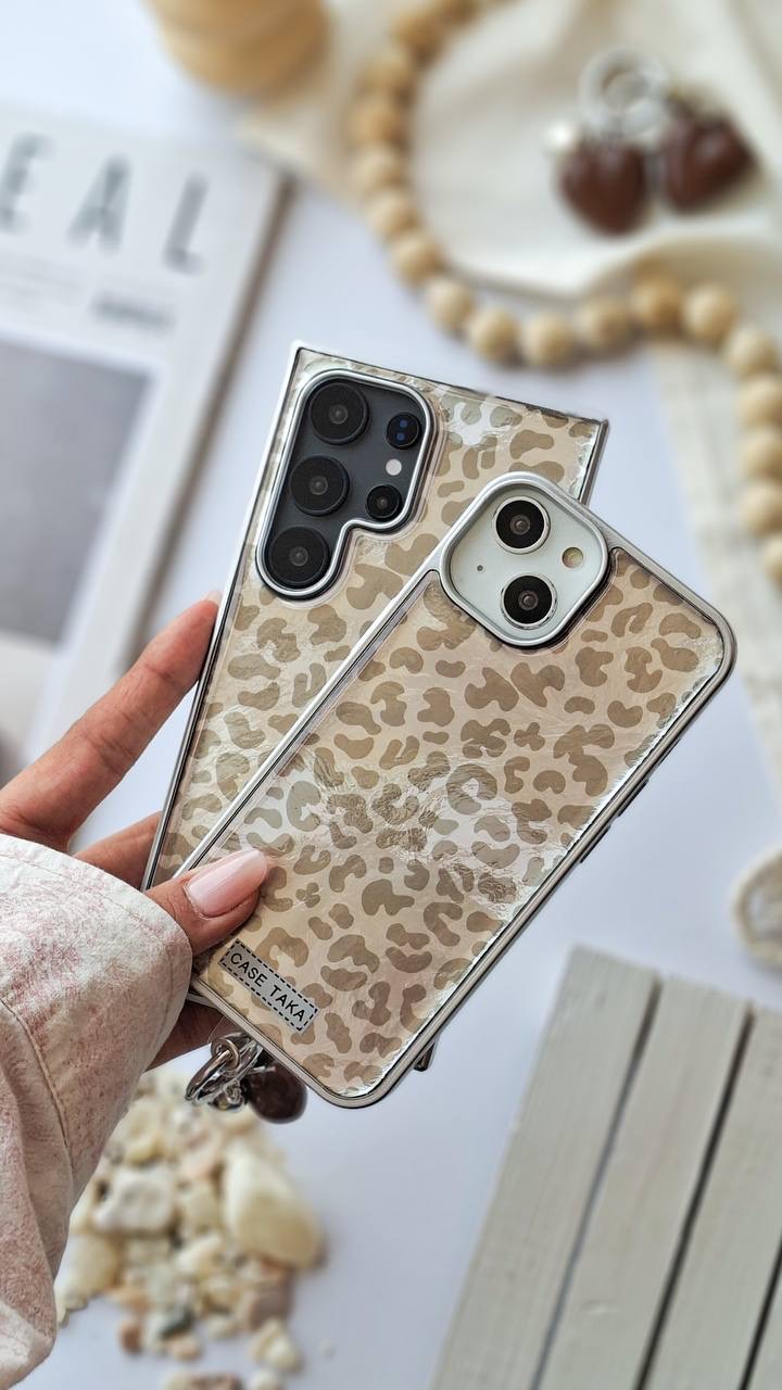قاب آیفون  Gray leopard با آویز قلب