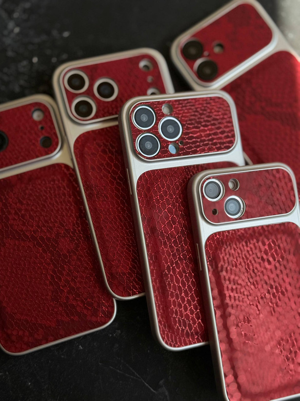 قاب Red python آیفون