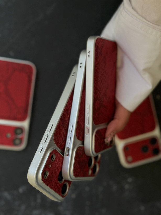 قاب Red python آیفون