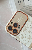 قاب کانسپت Dior پشت چرم