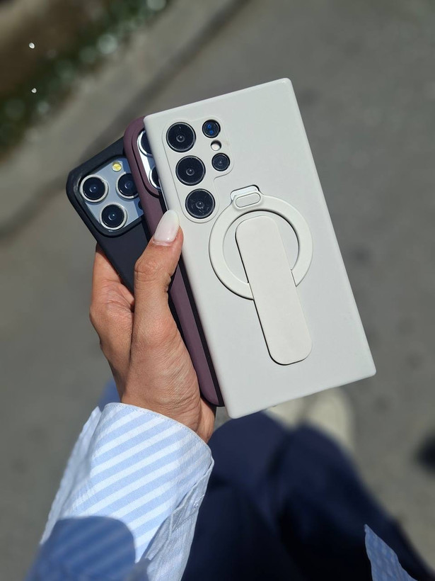 قاب io stand case