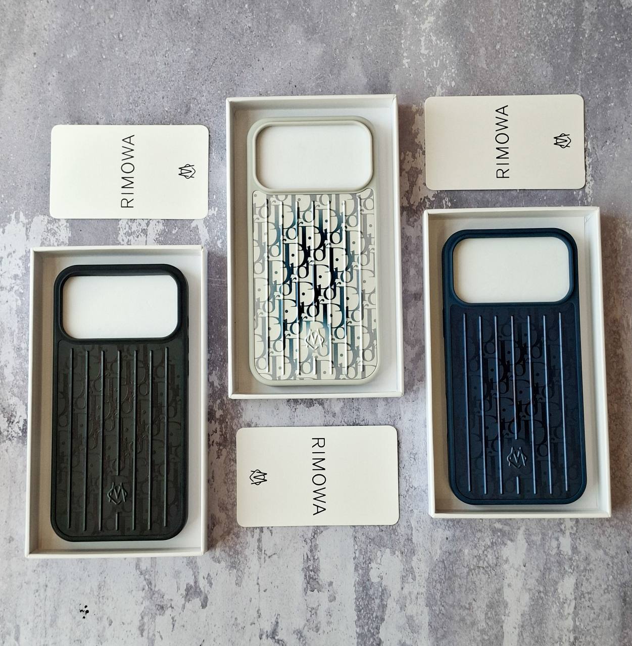قاب luxury Rimowa Dior