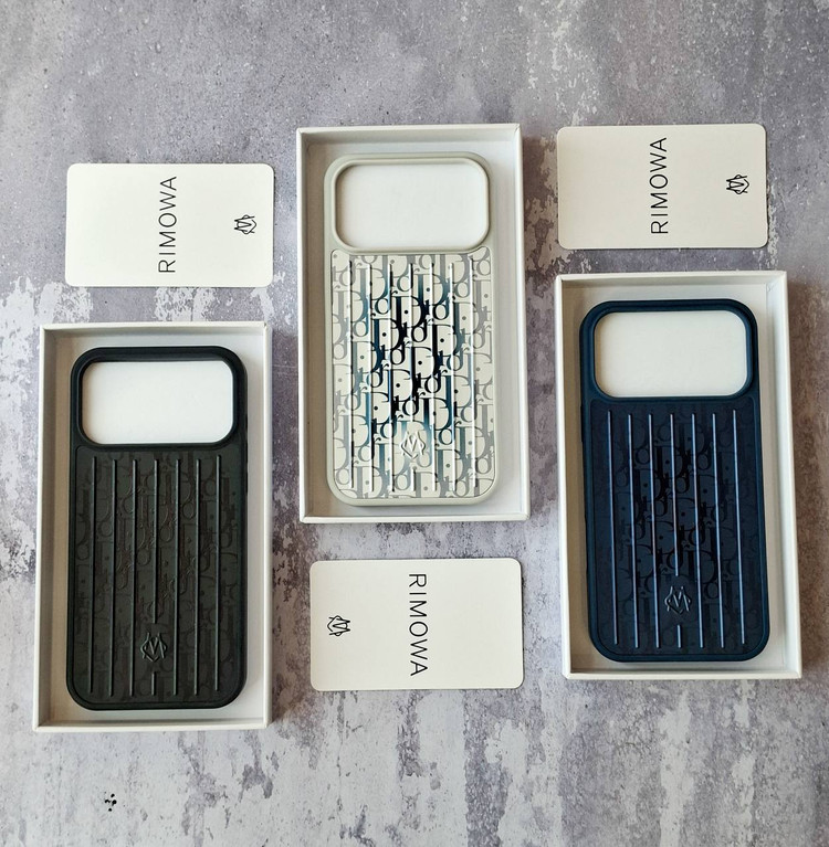 قاب luxury Rimowa Dior