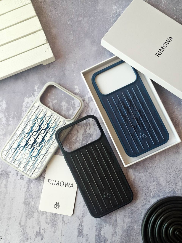 قاب luxury Rimowa Dior