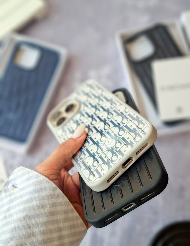 قاب luxury Rimowa Dior