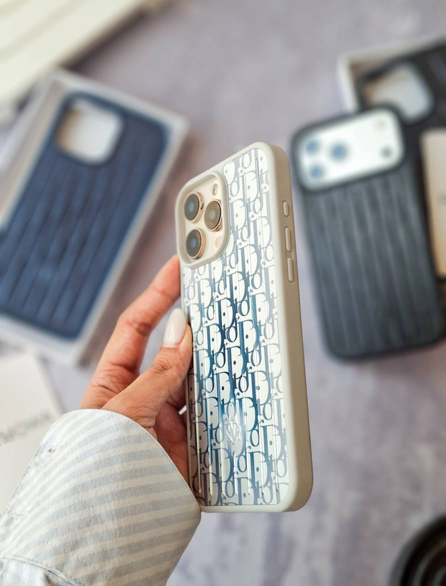 قاب luxury Rimowa Dior