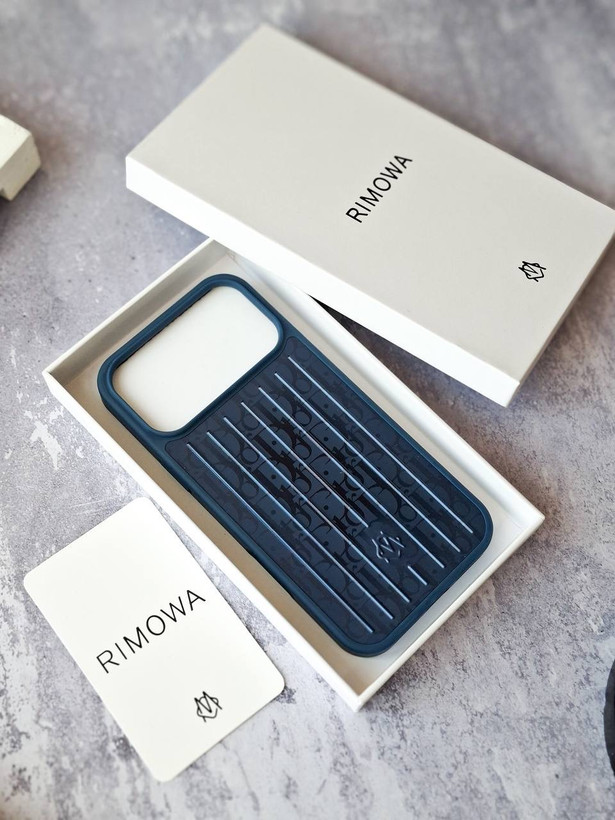 قاب luxury Rimowa Dior
