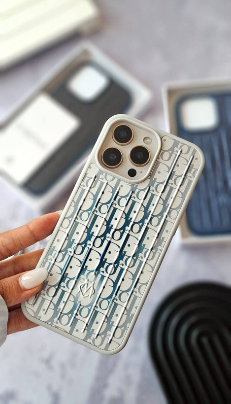 قاب luxury Rimowa Dior