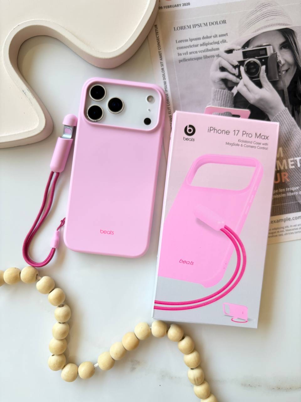 قاب beats همراه با پک و آویز استند شو