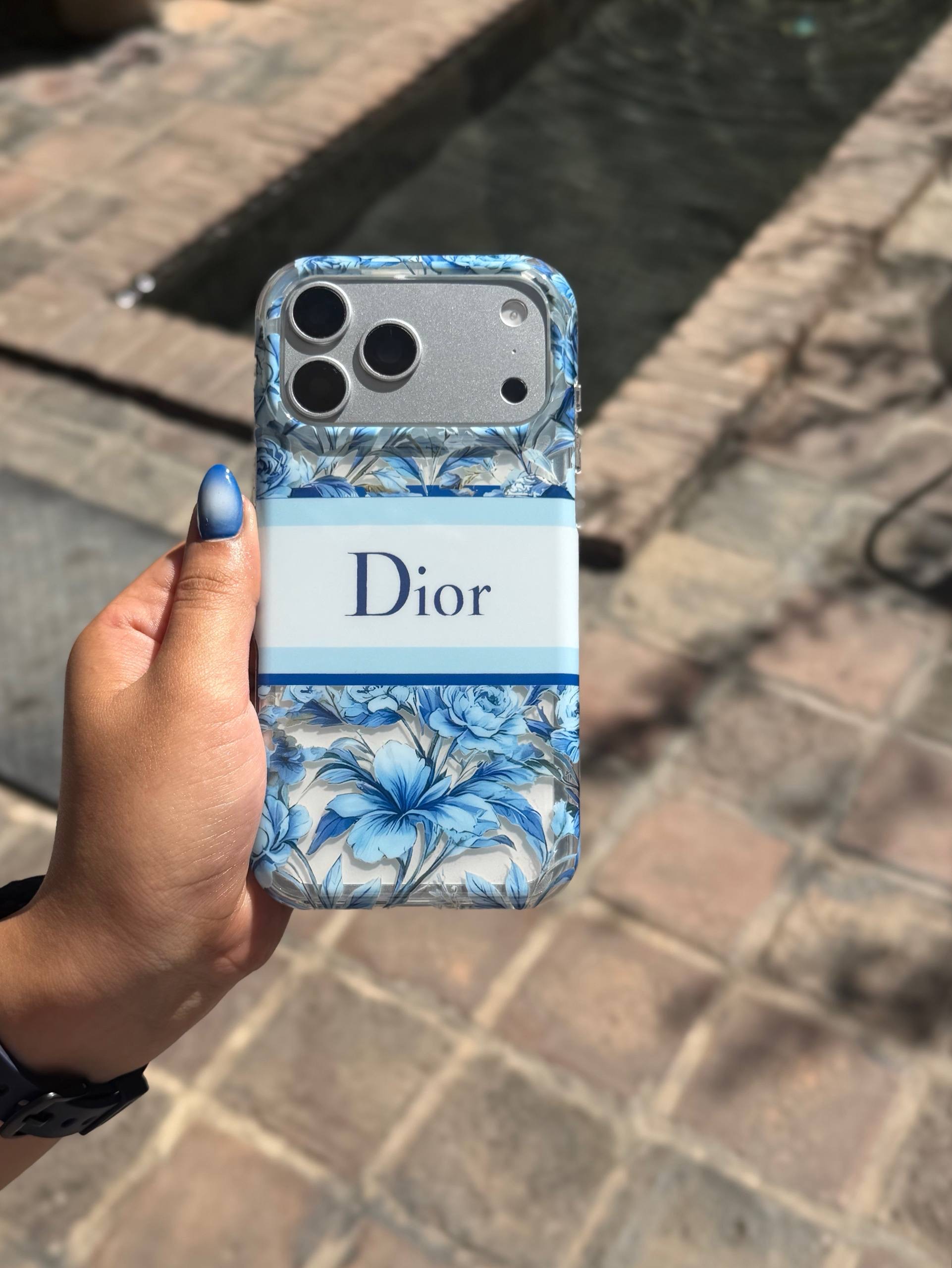 قاب دیور  لیلیوم Dior lilium