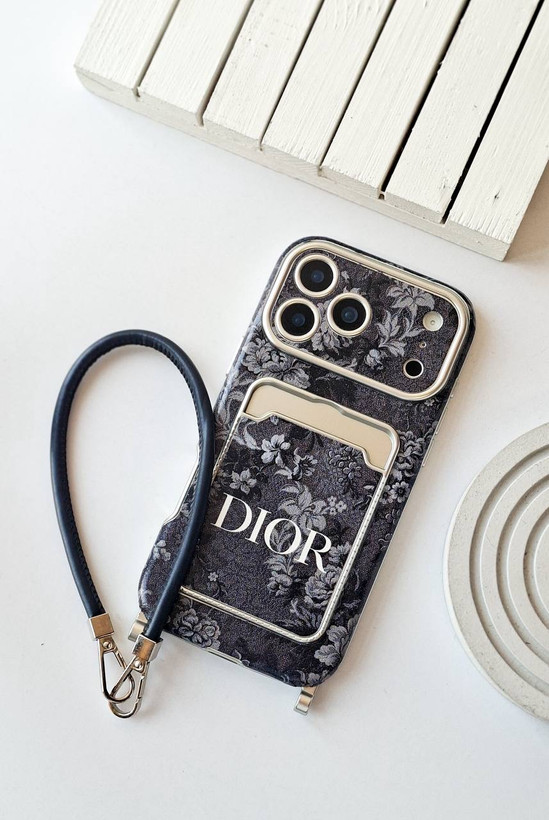 قاب دیور Dior