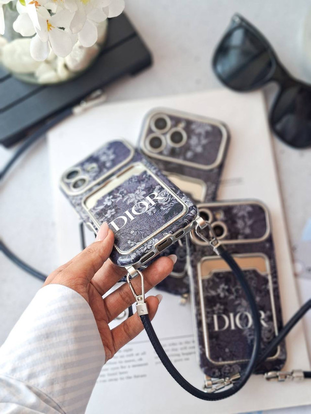 قاب دیور Dior