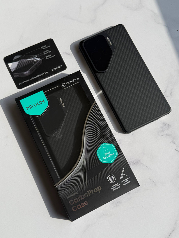 قاب NILLKIN CarboProp Case