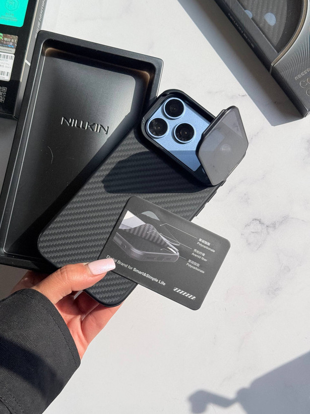 قاب NILLKIN CarboProp Case