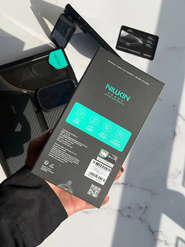 قاب NILLKIN CarboProp Case